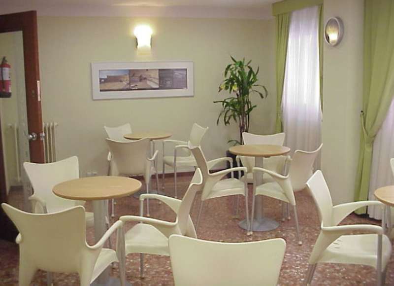 Hotel Catalunya Express Tarragona Dış mekan fotoğraf