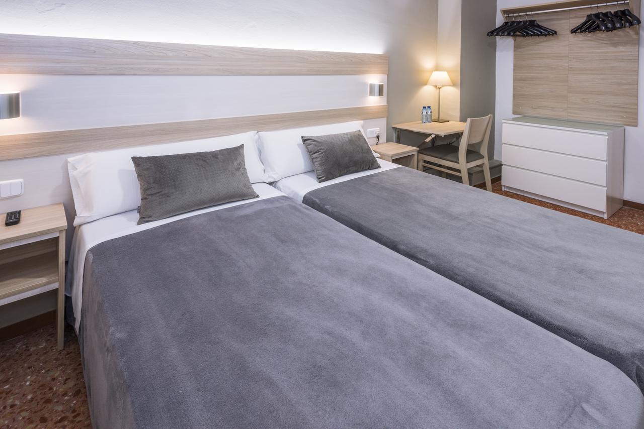 Hotel Catalunya Express Tarragona Dış mekan fotoğraf