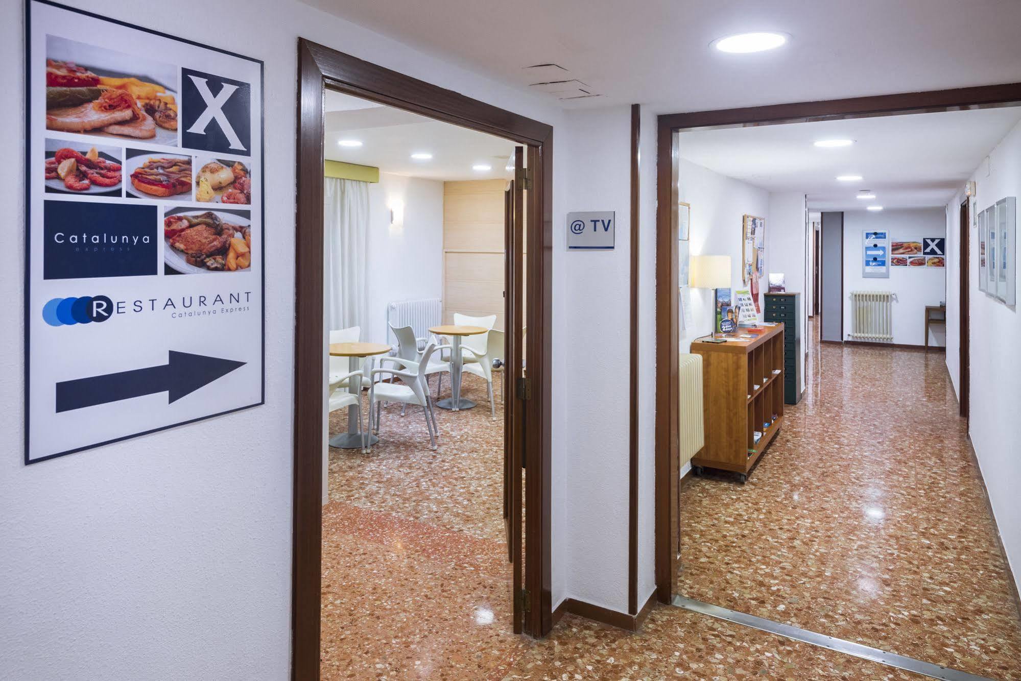 Hotel Catalunya Express Tarragona Dış mekan fotoğraf