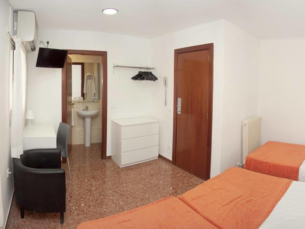 Hotel Catalunya Express Tarragona Dış mekan fotoğraf
